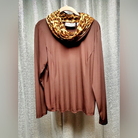 Lepord Print Cowl Neck by Simonton Says - Picture 12 of 12